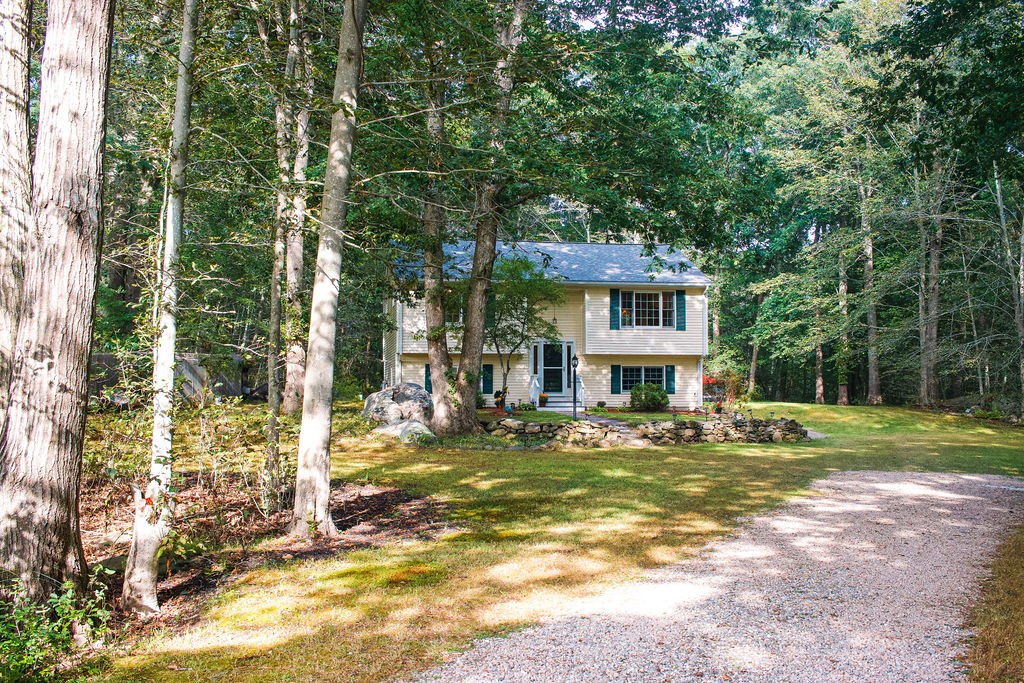 90 Red Maple Terrace