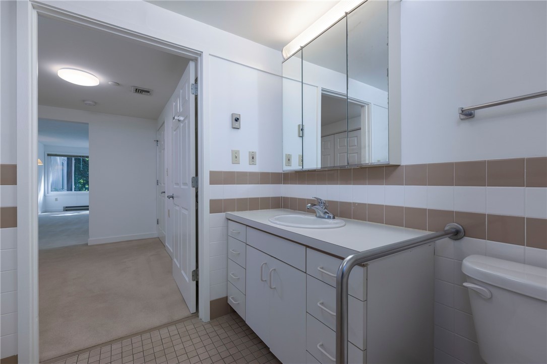 229 Medway Street 103