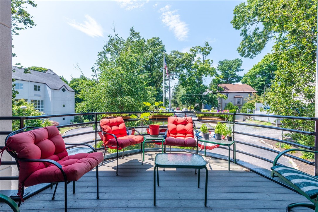 229 Medway Street 103