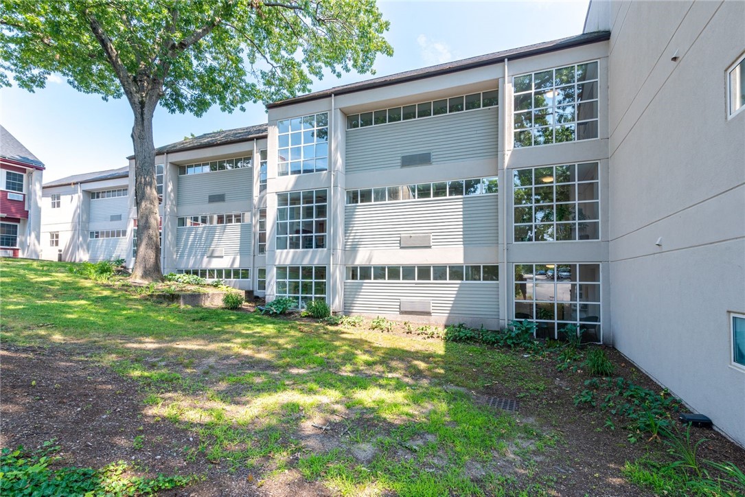 229 Medway Street 103