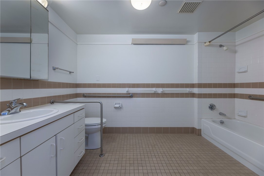 229 Medway Street 103