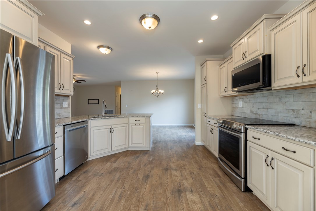 109 Chickadee Lane A24