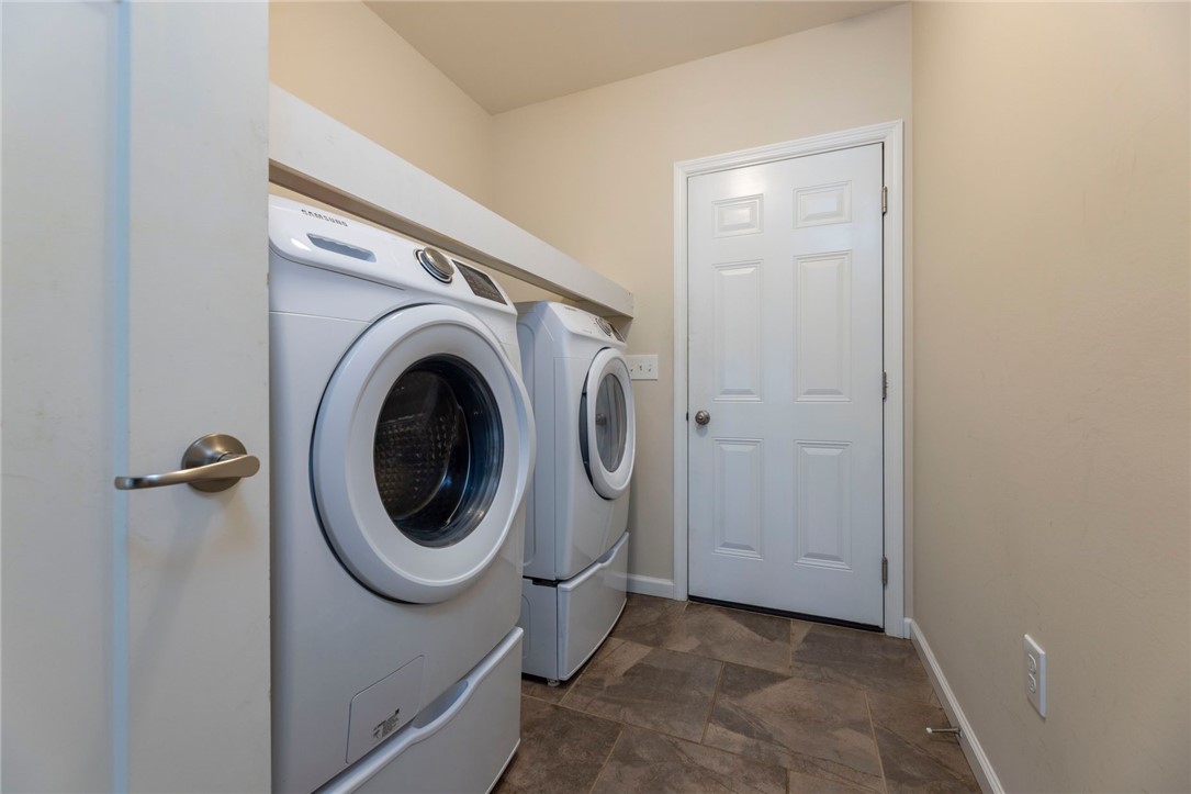 109 Chickadee Lane A24