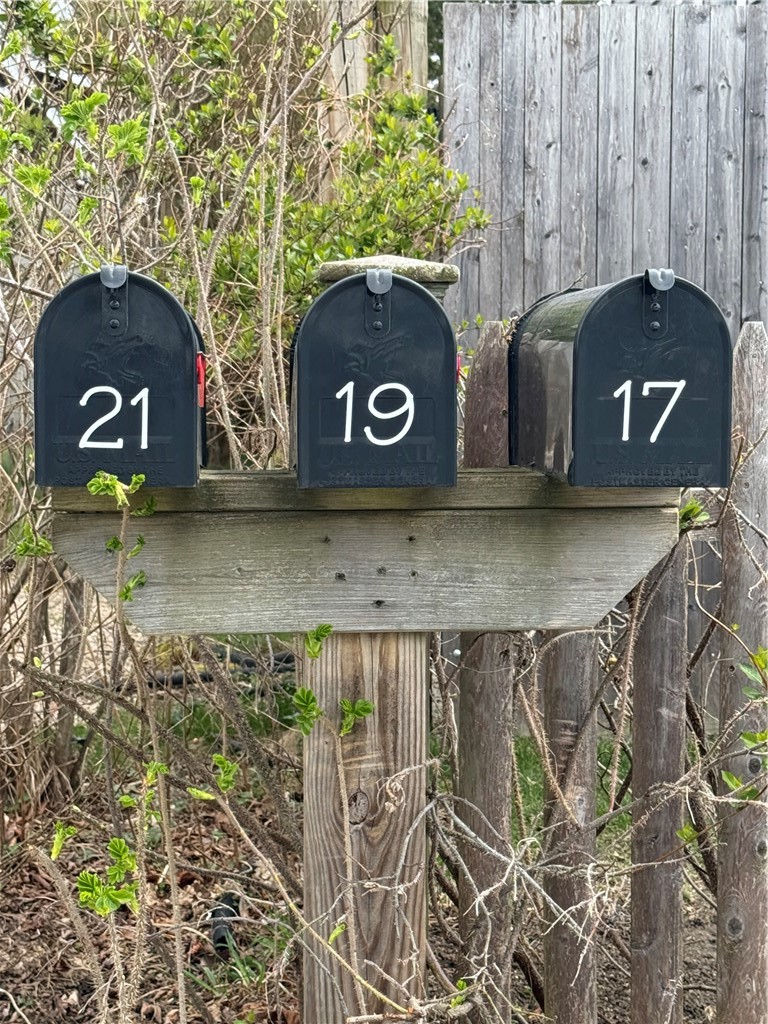 21 Warren Avenue 21