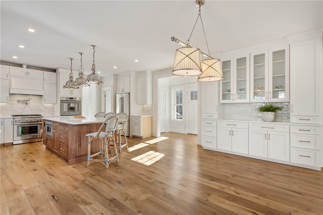 1 Knowlton Court