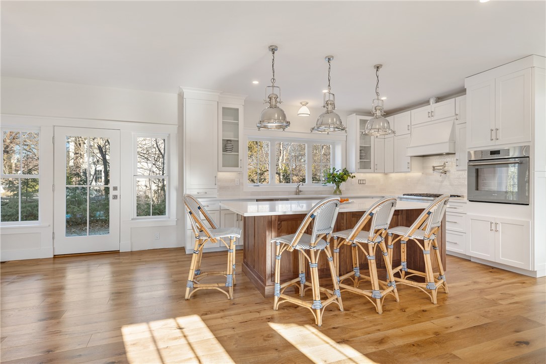 1 Knowlton Court