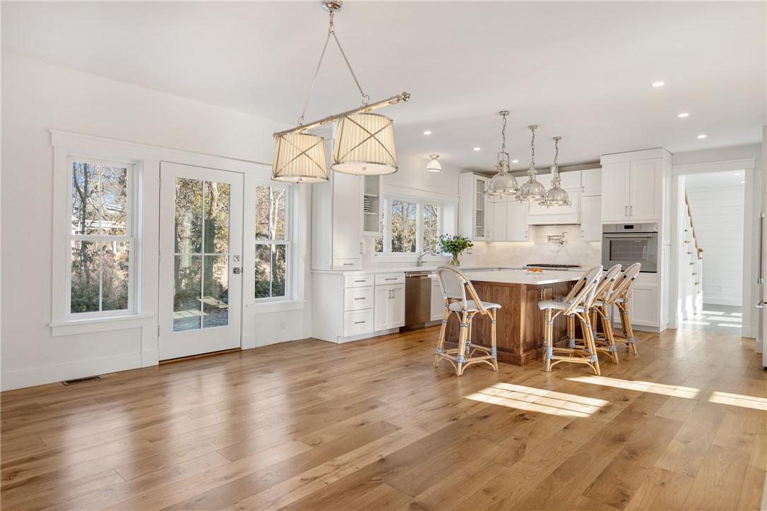 1 Knowlton Court