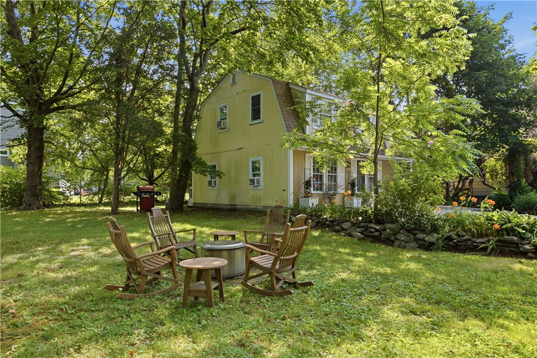 554 East Main Road