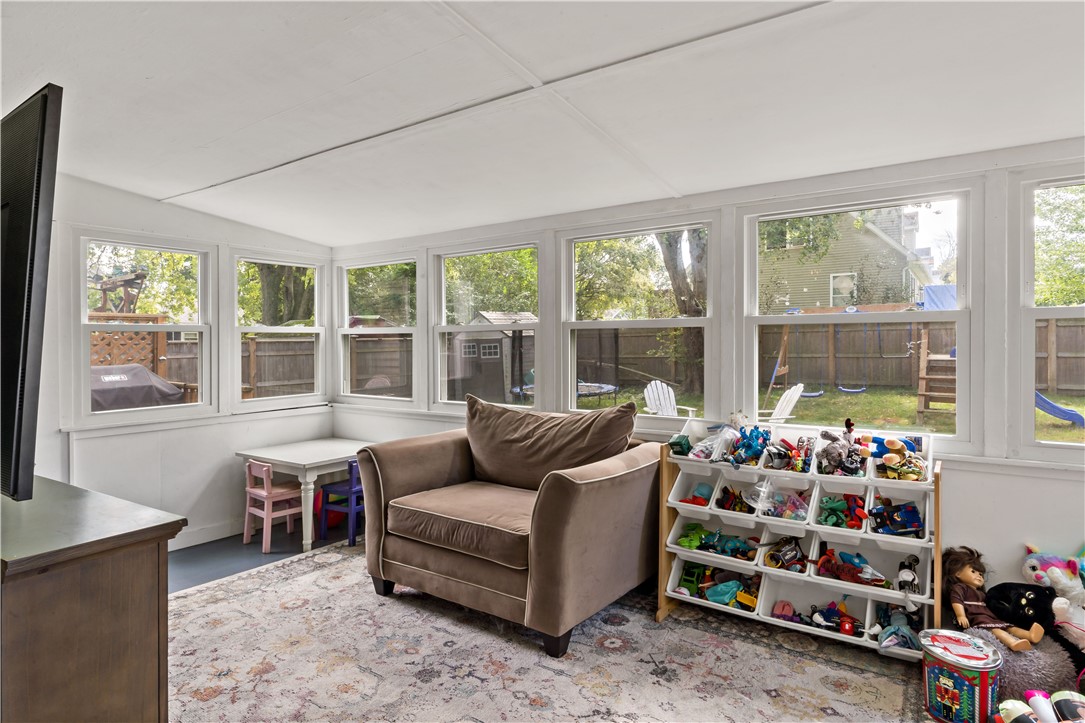 114 Maple Avenue