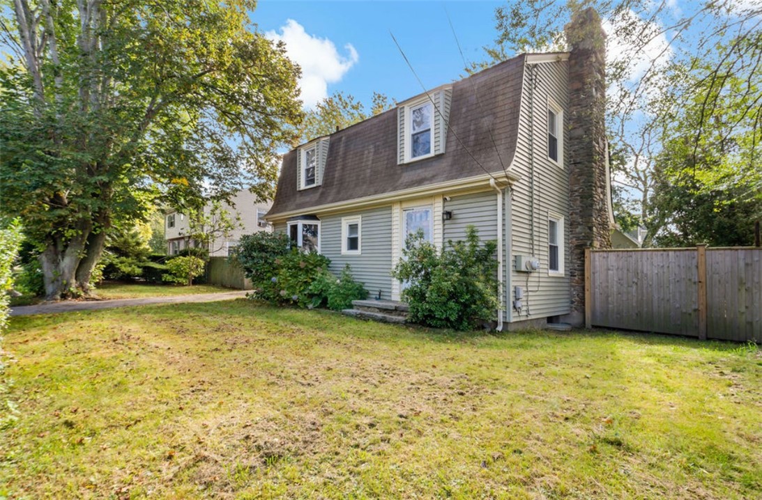 114 Maple Avenue