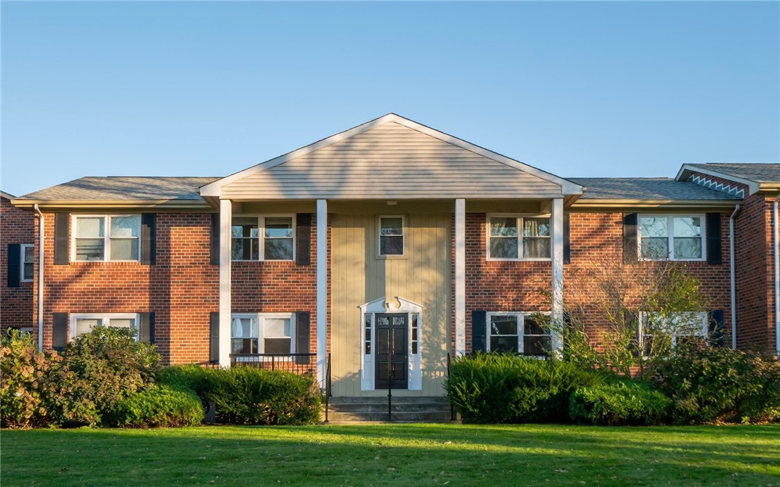 70 Carroll Avenue 1201