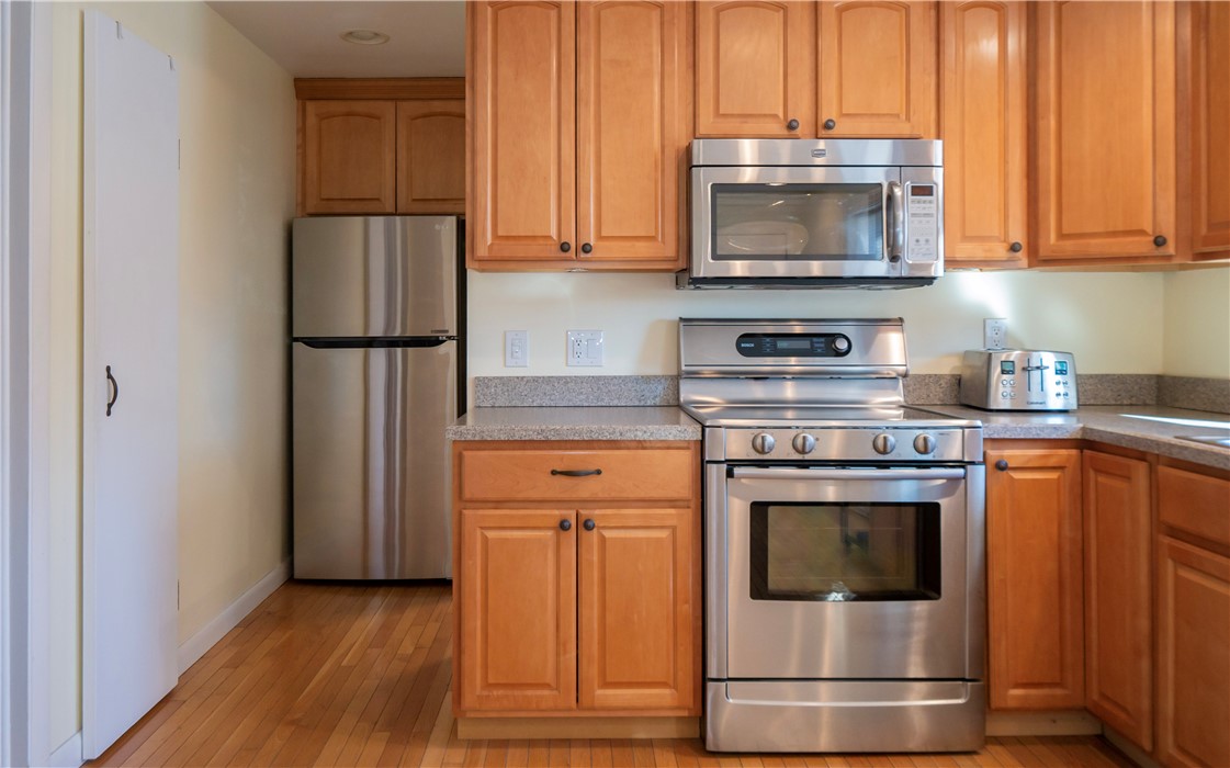 70 Carroll Avenue 1201