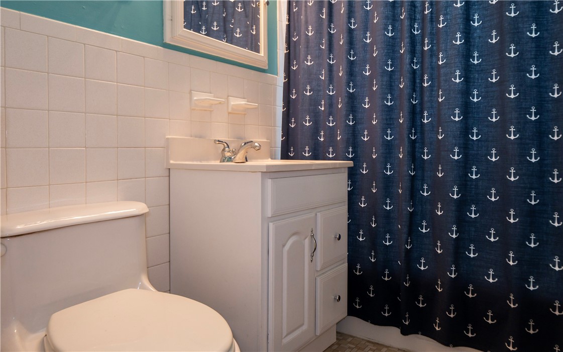 70 Carroll Avenue 1201