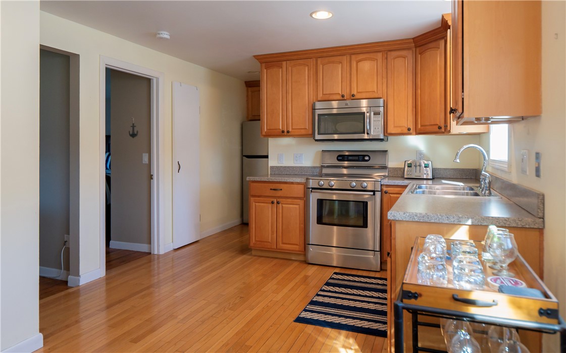 70 Carroll Avenue 1201