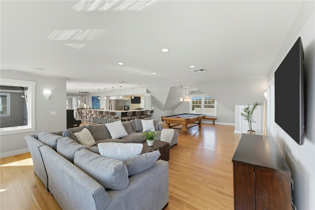 264 Col John Gardner Road