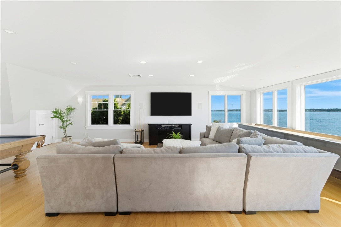 264 Col John Gardner Road