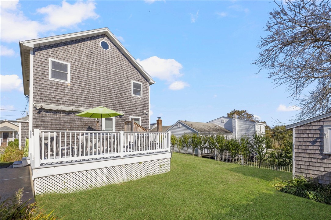 8 Knowles Way