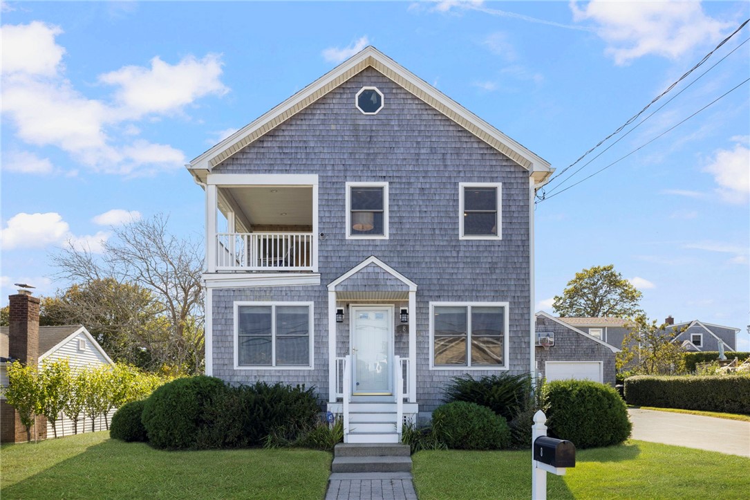 8 Knowles Way