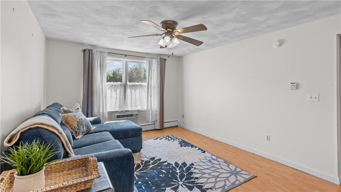 510 Child Street 305B