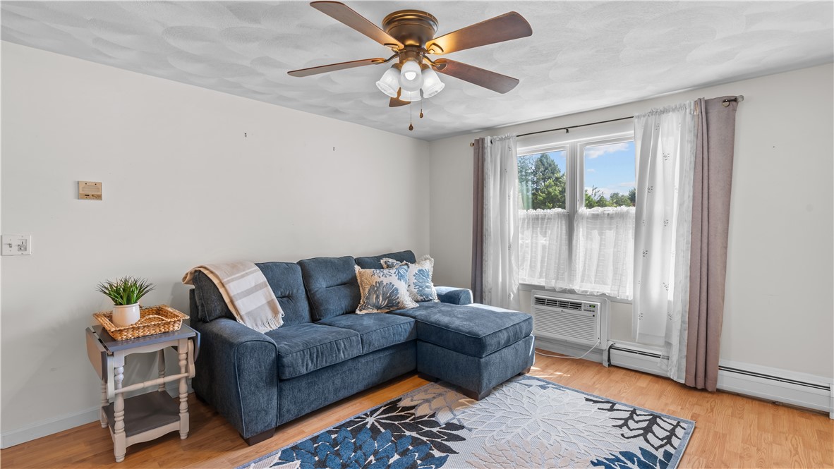 510 Child Street 305B