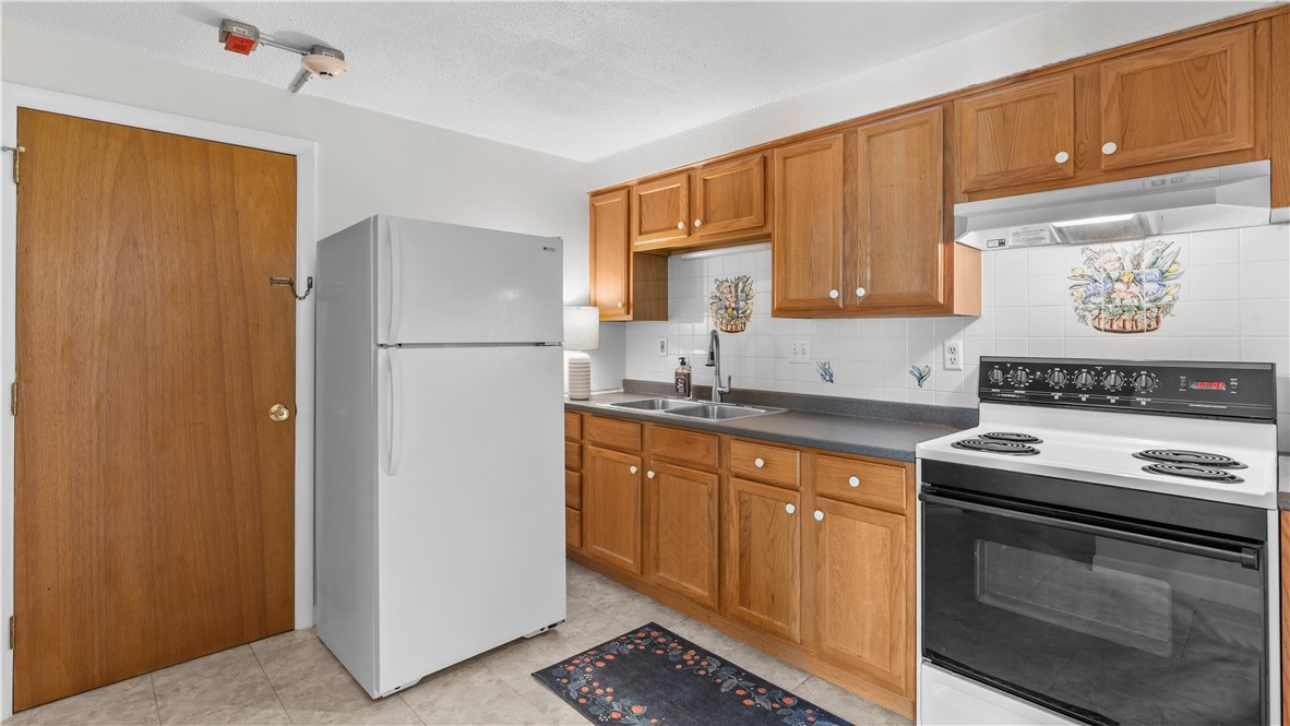 510 Child Street 305B