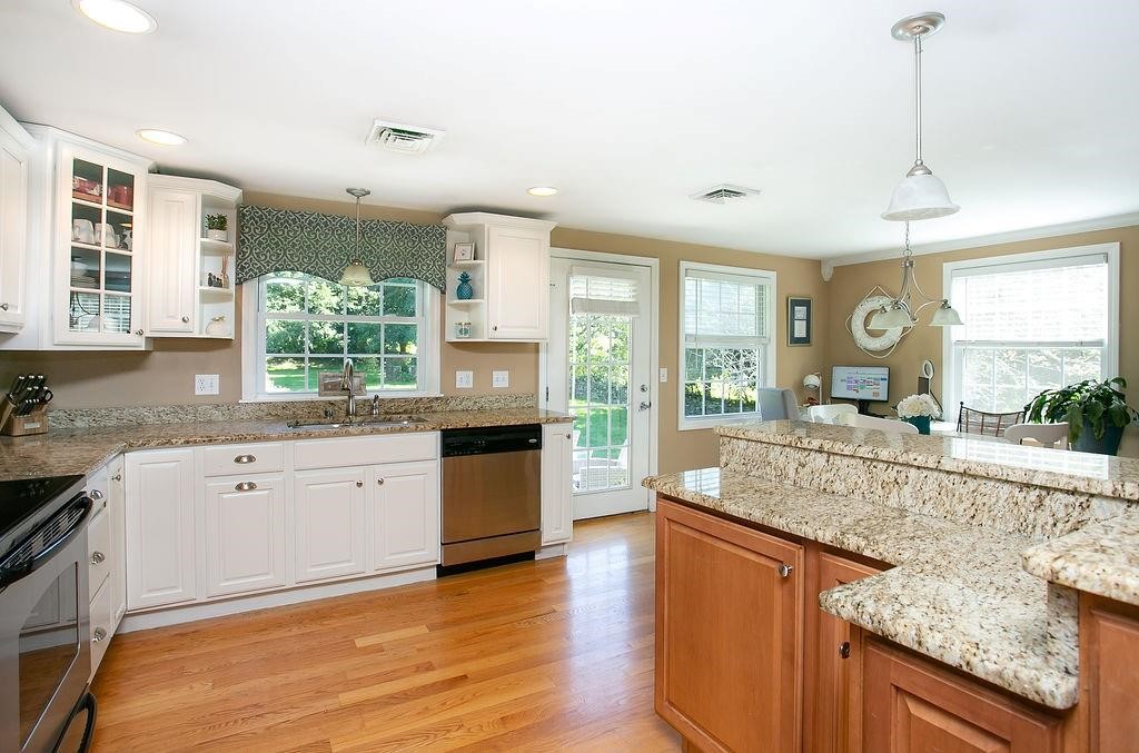 1 Leland Point Drive