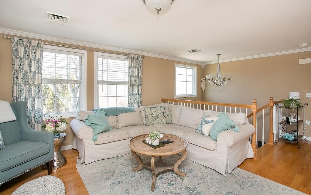 1 Leland Point Drive