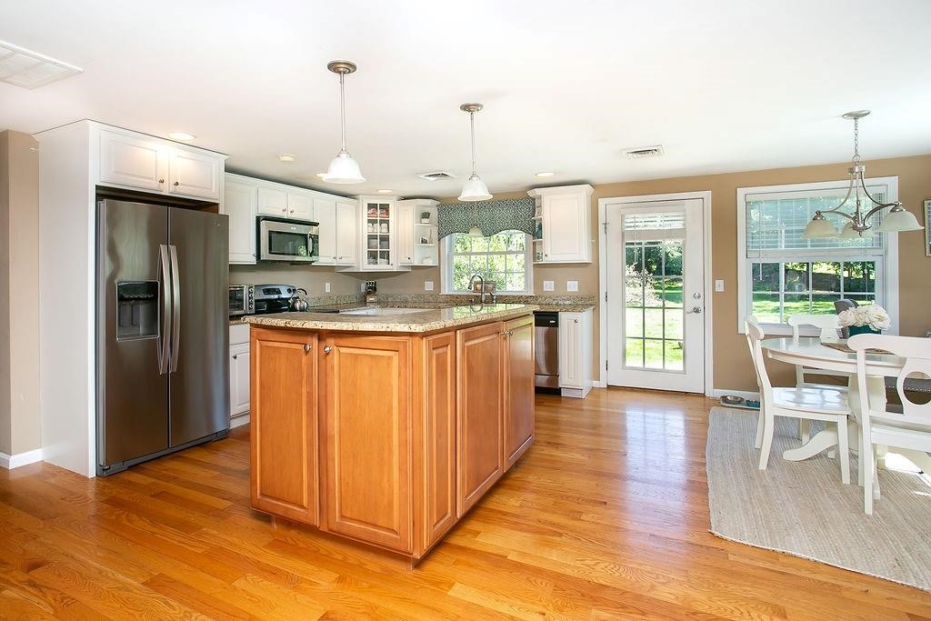 1 Leland Point Drive
