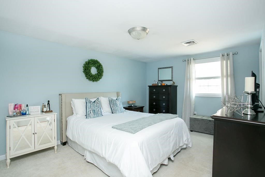 1 Leland Point Drive