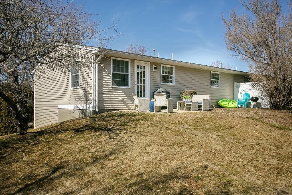 1 Leland Point Drive