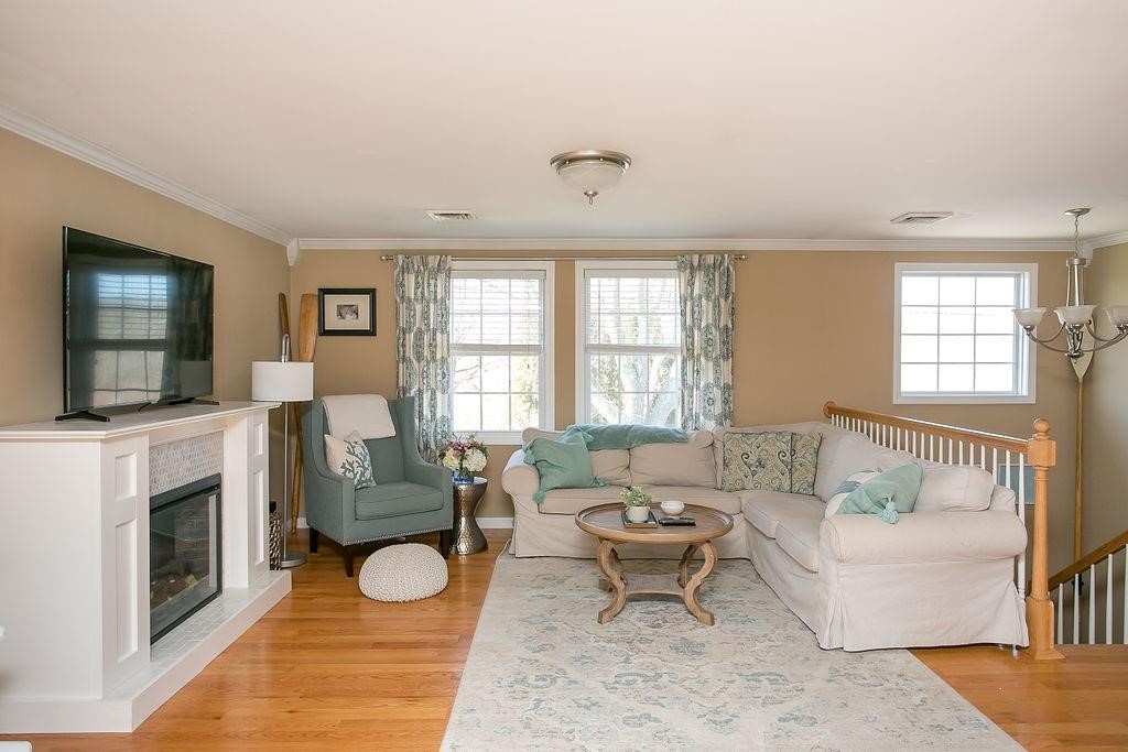 1 Leland Point Drive