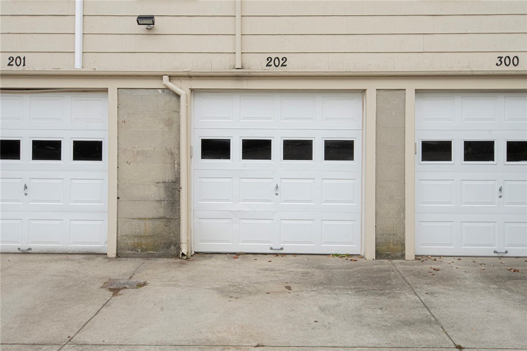 118 Ruggles Avenue 202