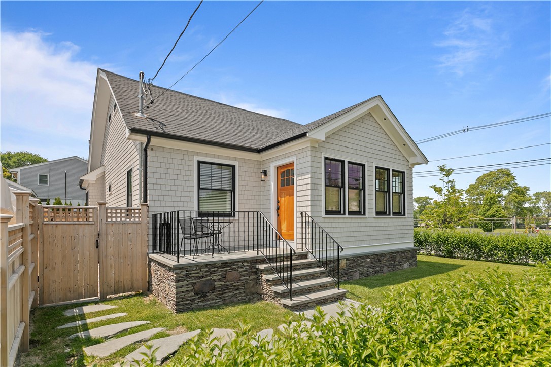 109 Carroll Avenue