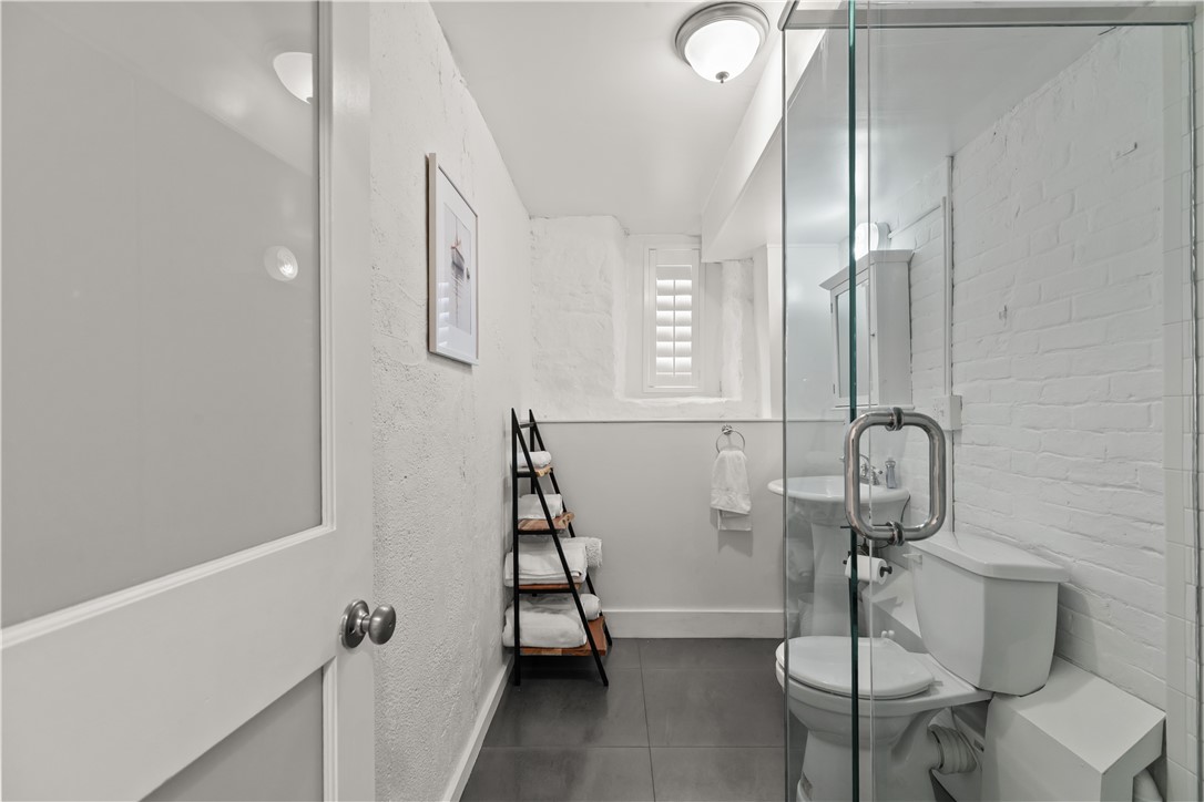 426 Spring Street B101