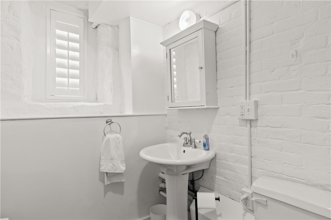 426 Spring Street B101