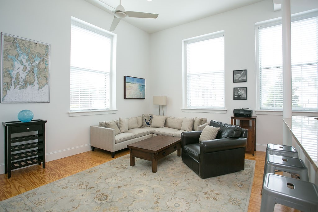 32 Carey Street 1D