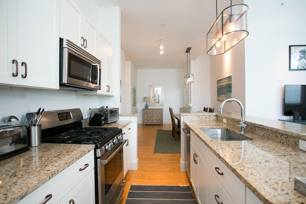 32 Carey Street 1D