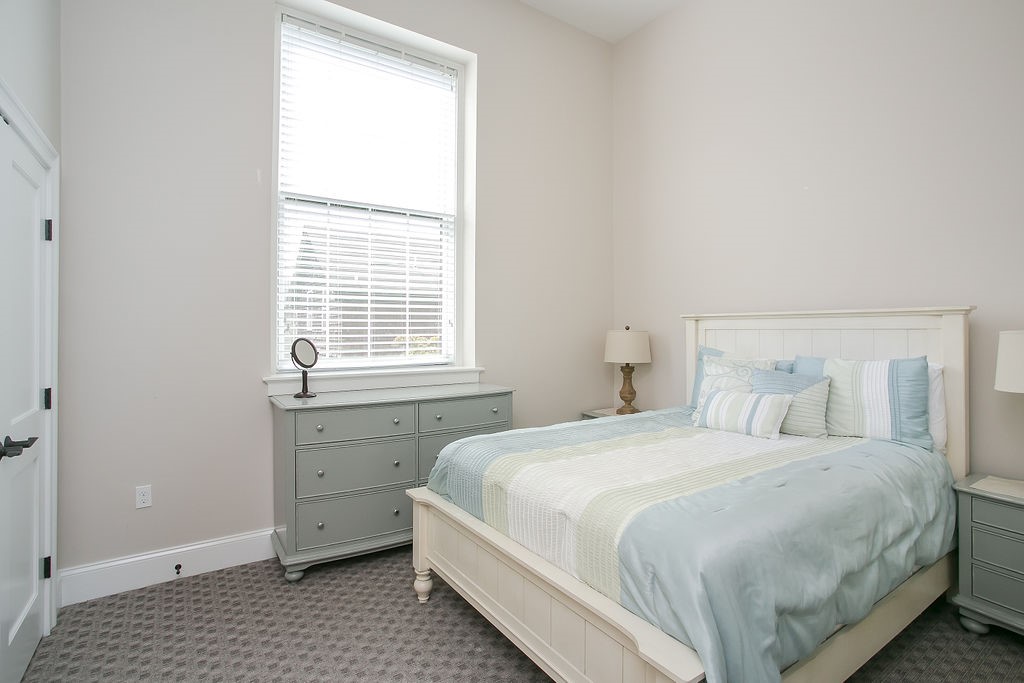 32 Carey Street 1D