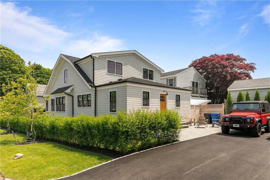 109 Carroll Avenue