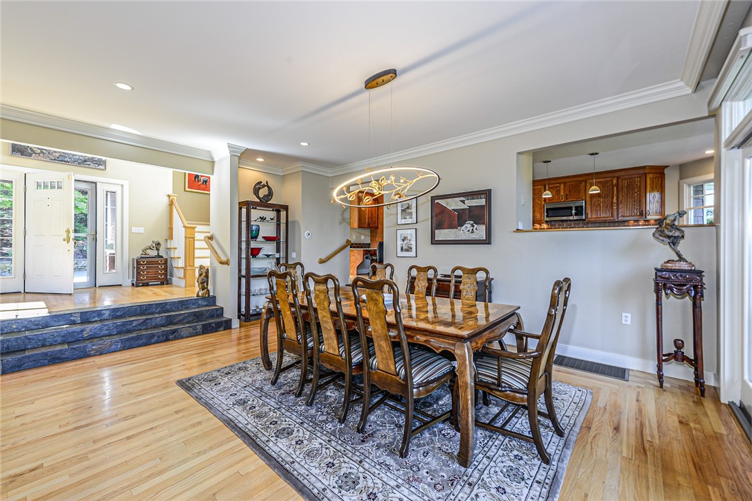 138 Green End Avenue