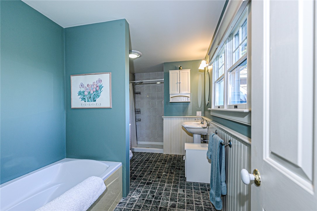 138 Green End Avenue