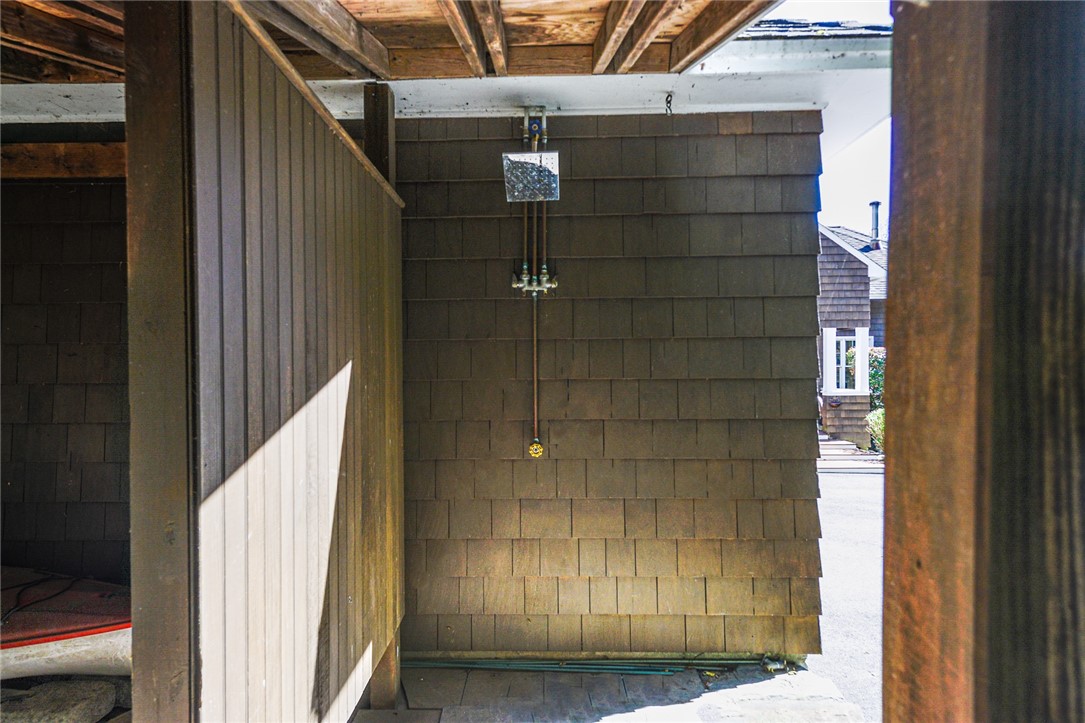 138 Green End Avenue