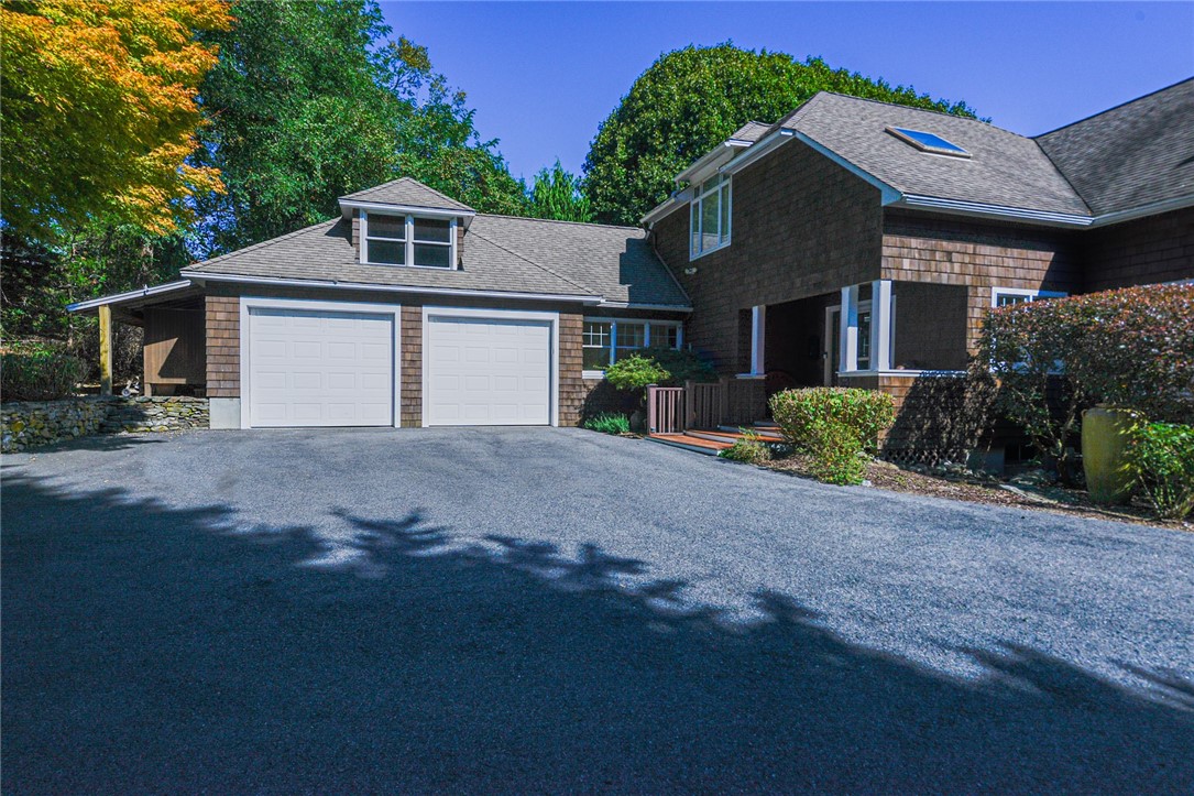 138 Green End Avenue