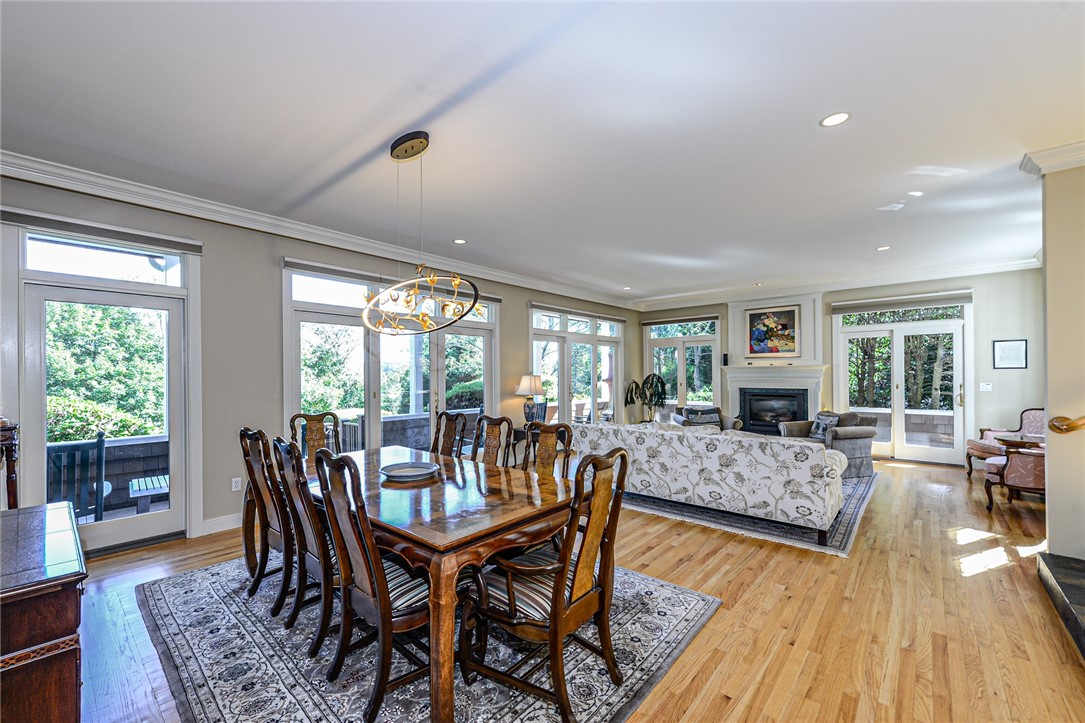 138 Green End Avenue