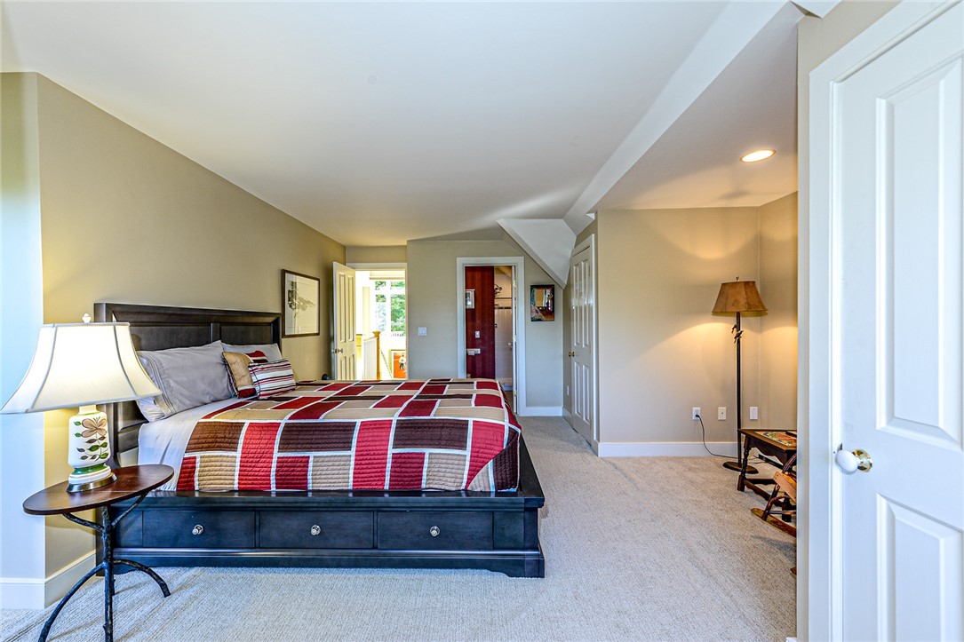 138 Green End Avenue