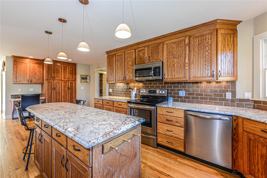 138 Green End Avenue