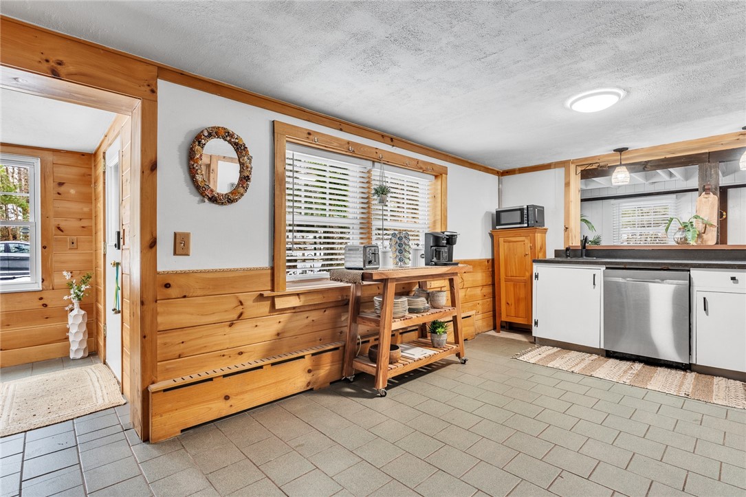 95 Breakheart Hill Road