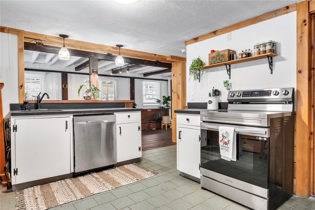 95 Breakheart Hill Road