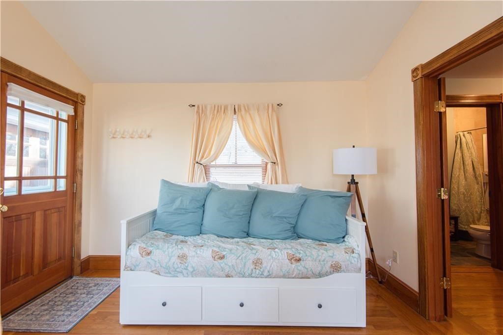 281 Wolcott Avenue