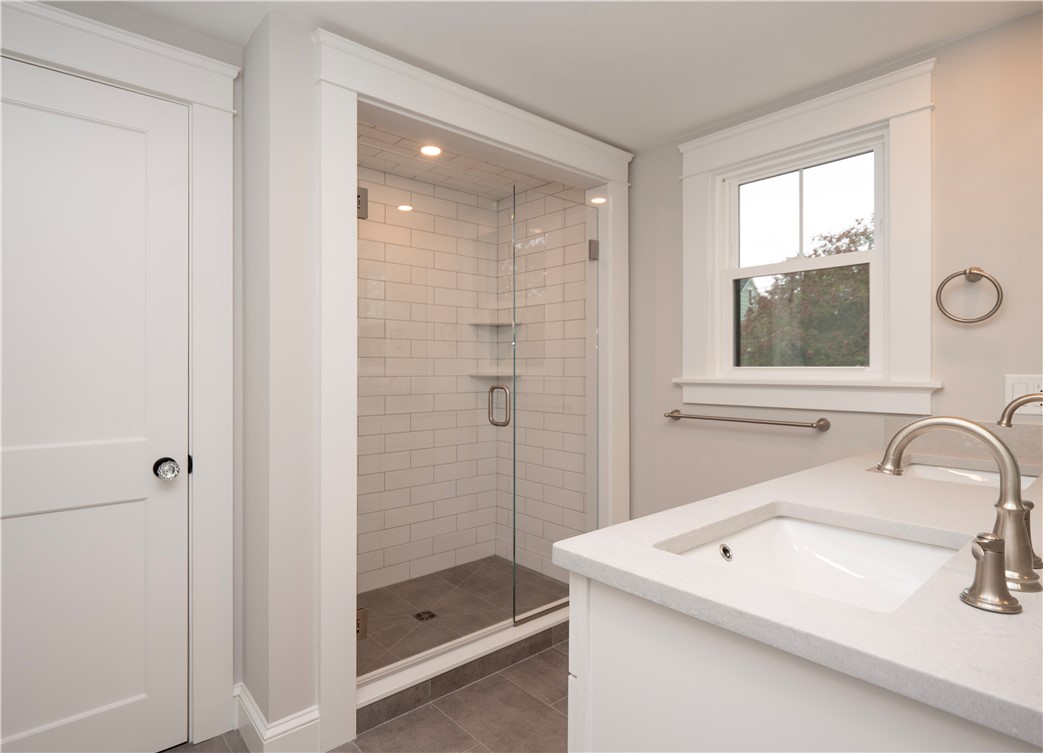 103 Champlin N Place